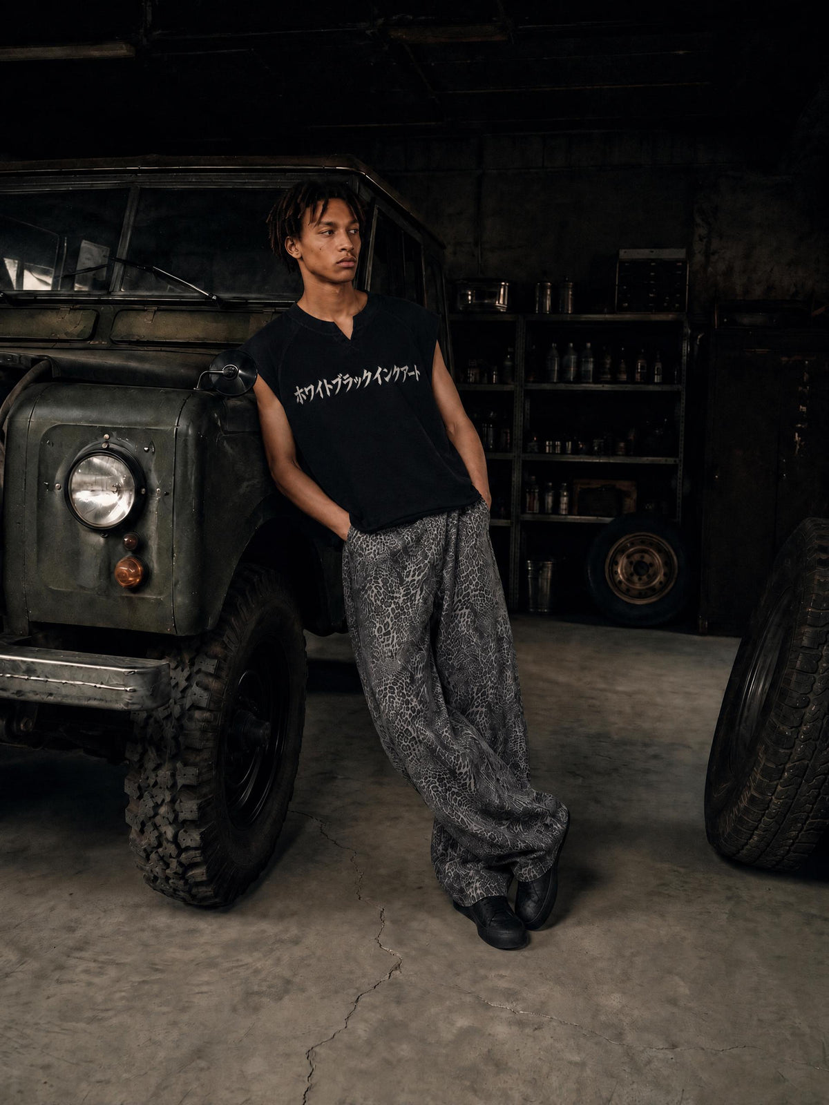 Oni Bloom | Boxy Raw Hem Tank