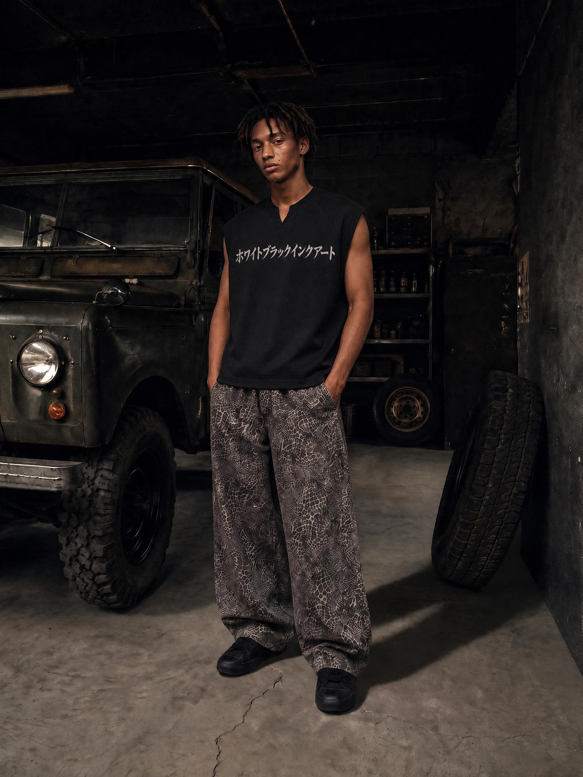 Oni Bloom | Boxy Raw Hem Tank